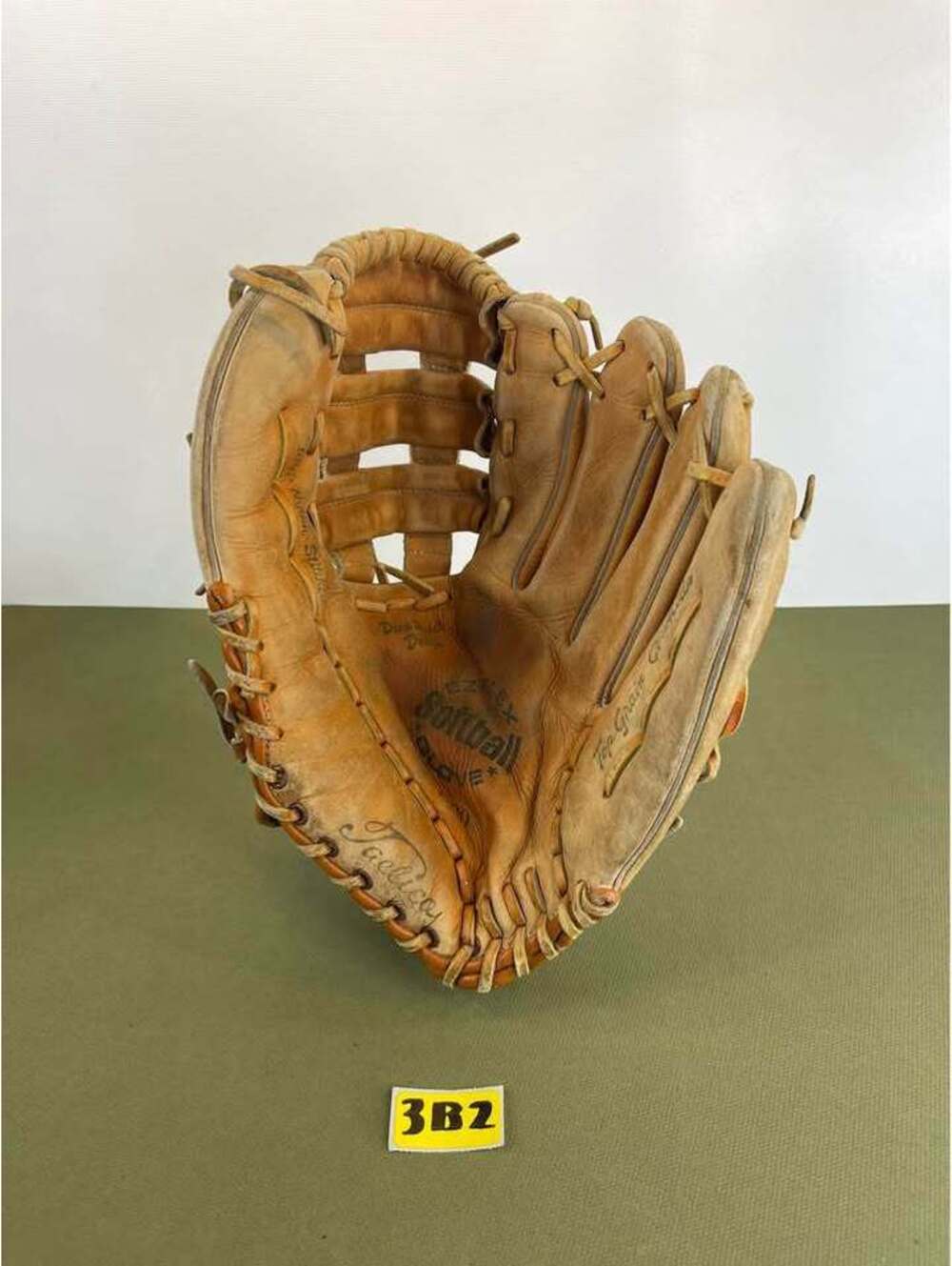 Taelico EZ-Flex 13" RHT Softball Glove